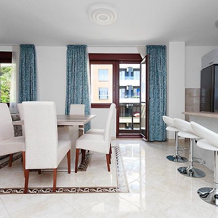 Three Bedroom Spacious Apartment Anatolia Budva Buitenkant foto
