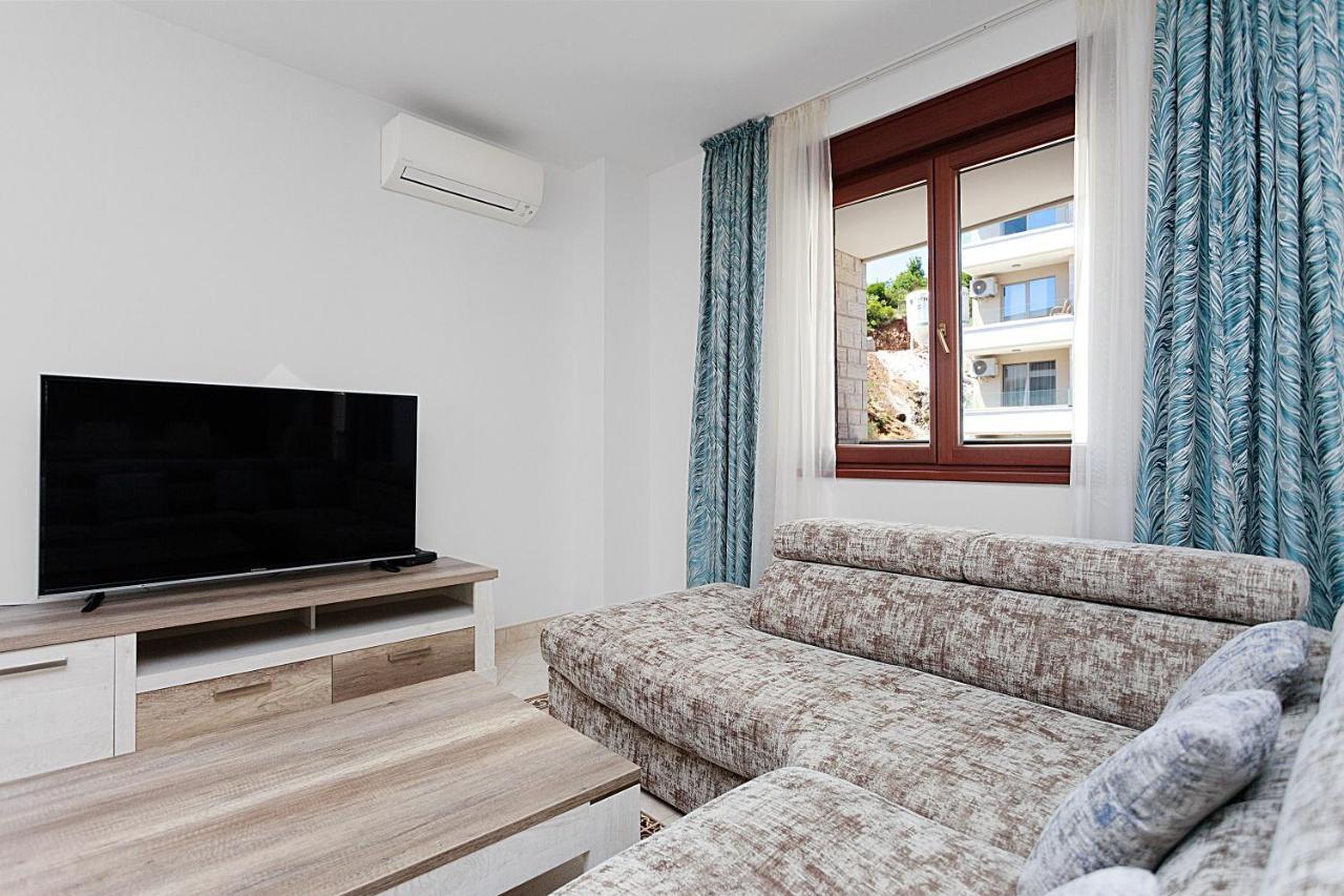 Three Bedroom Spacious Apartment Anatolia Budva Buitenkant foto